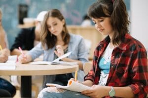 Jornada escolar completa JEC en Perú